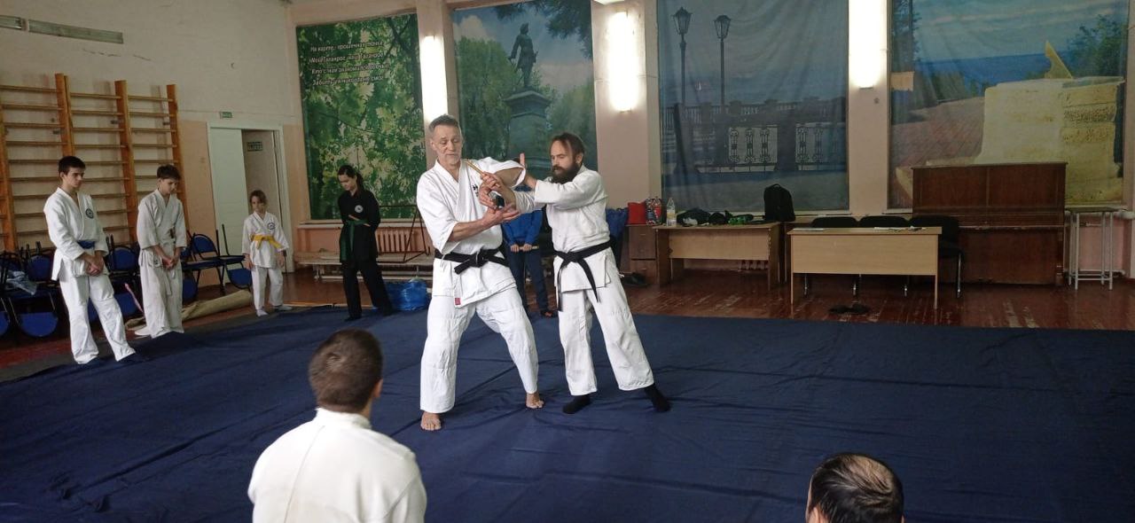 Завершился осенний семинар, прошла успешная аттестация на черные пояса